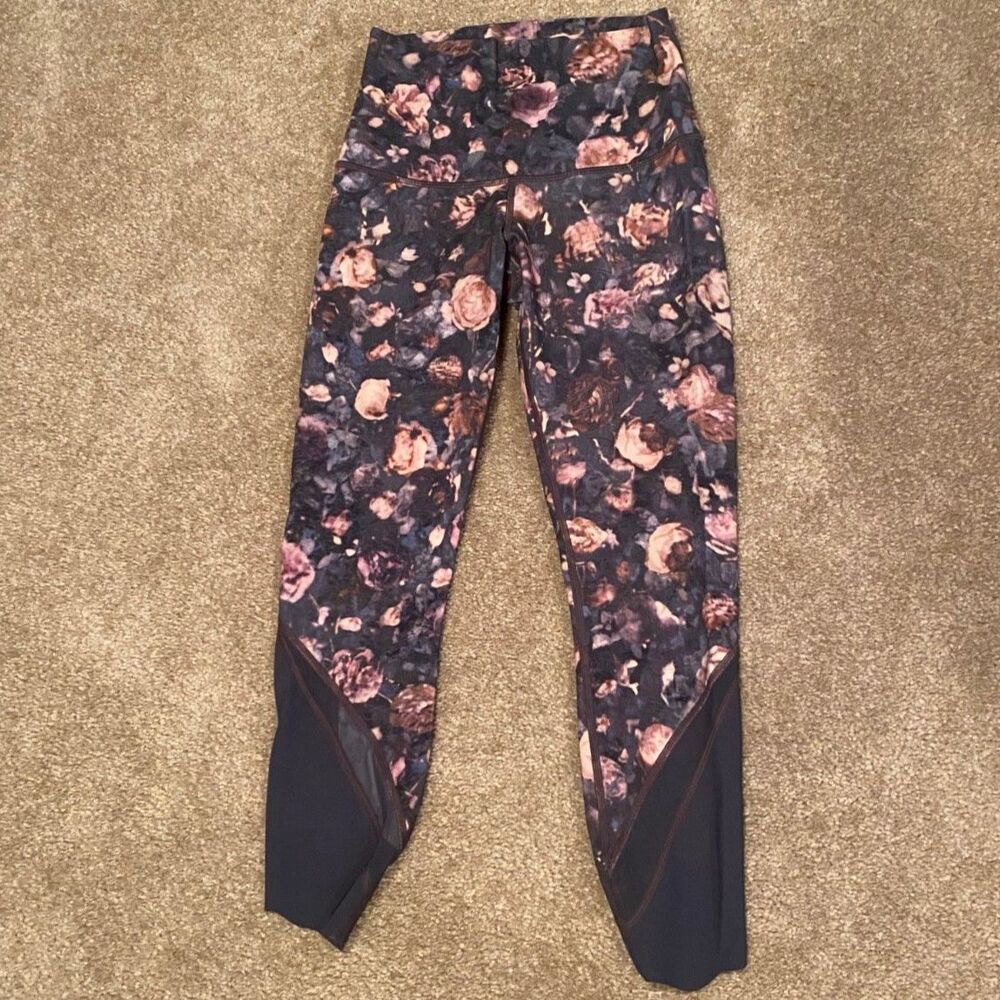 RARE Lululemon Wunder Under Crop Scallop Size 4 Frosted Rose EUC Special Edition - Picture 5 of 8